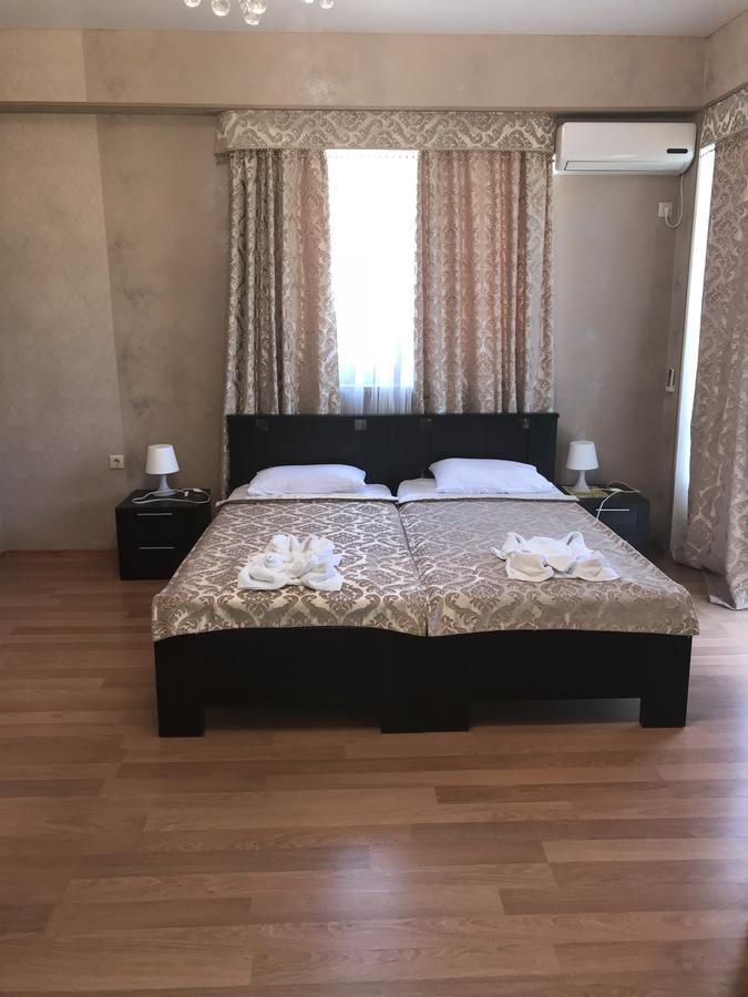 Lernest Hotell New Athos Eksteriør bilde